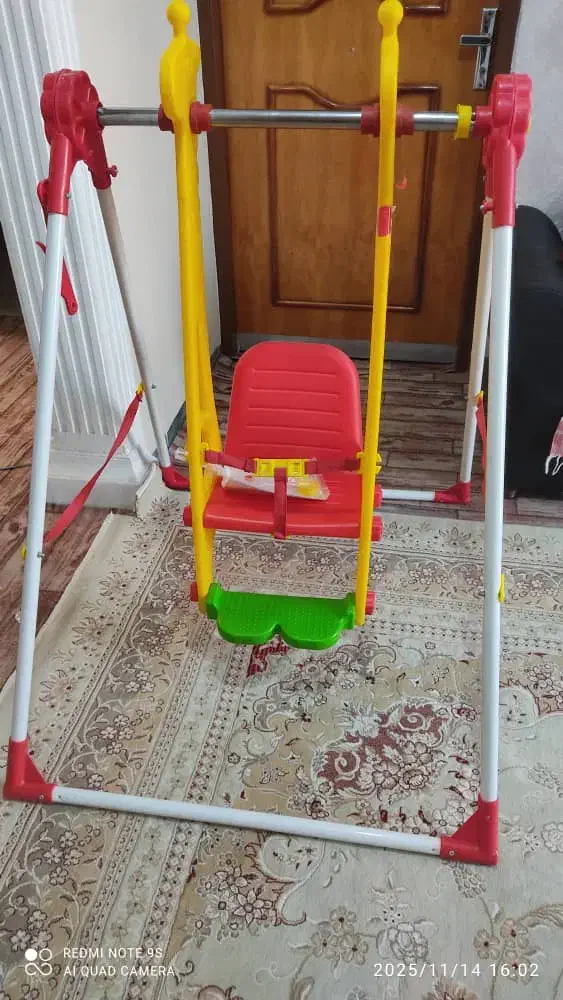 تاب بچه گانه|اسباب‌بازی بچه|لامرد, |دیوار