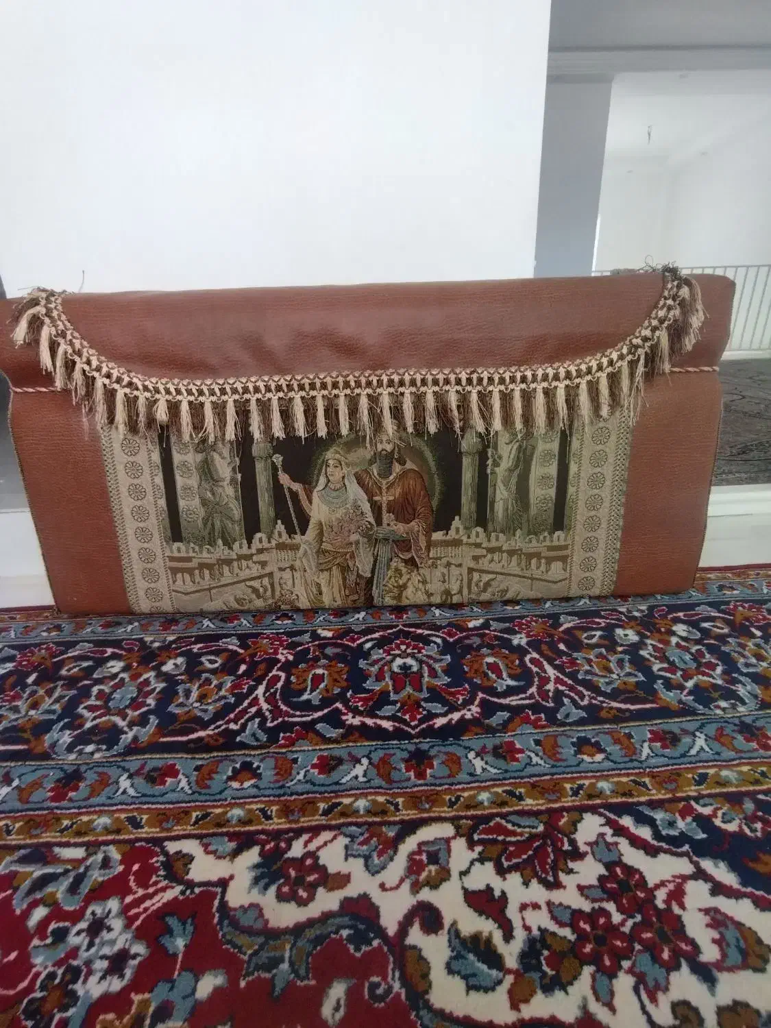 شیش عدد پشتی|پشتی|کوهدشت, |دیوار