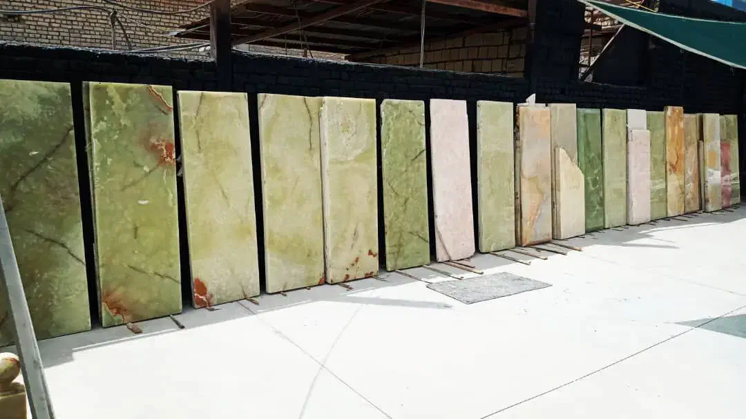 فروش ویژه به قیمت عمده سنگ مزار|عمدهفروشی|قم, کوه سفید|دیوار