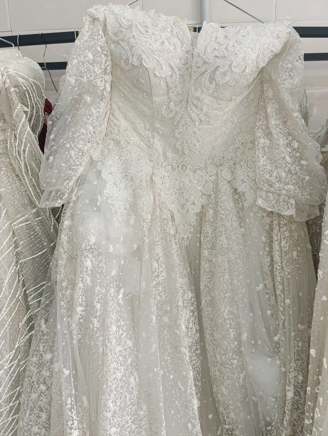 12مدل لباس عروس رنگی وسغیدبفروش میرسدشبرنگ همه نوع|لباس|لالجین, |دیوار