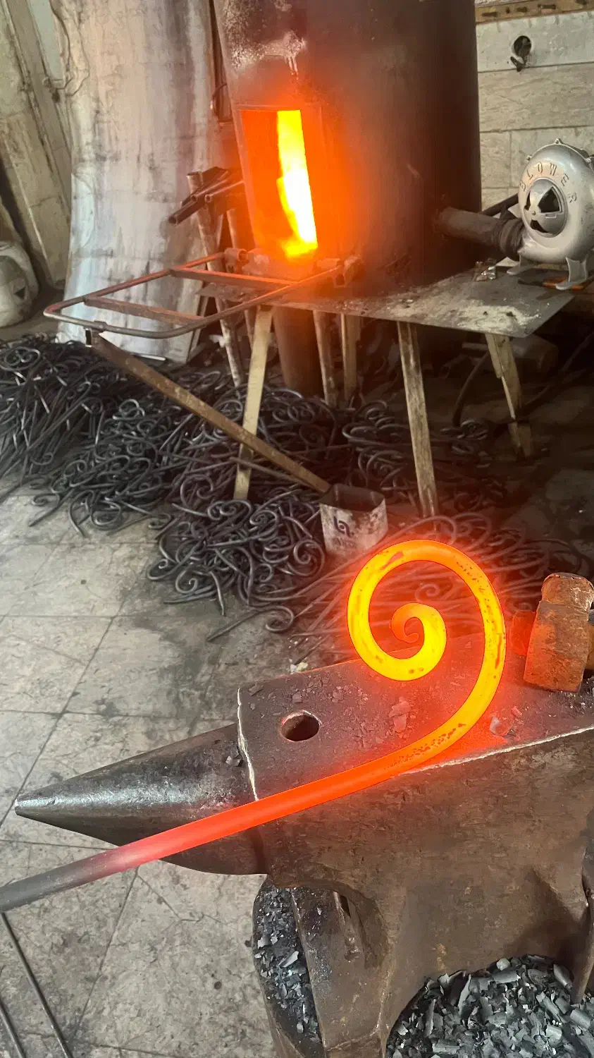 نرده گرد لوکس|مصالح و تجهیزات ساختمان|بومهن, |دیوار