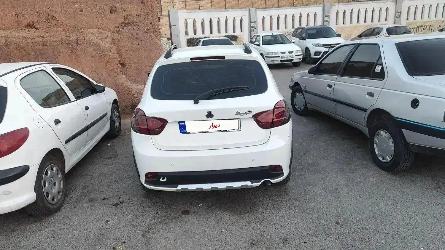 کوییک Gxr1403 فول دارای مانیتور|خودرو سواری و وانت|سیرجان, |دیوار