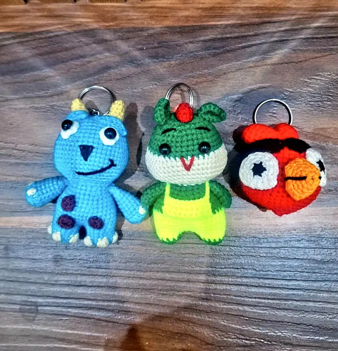 جا کلیدی بافتنی|اسباب‌‌بازی|کلاله, |دیوار