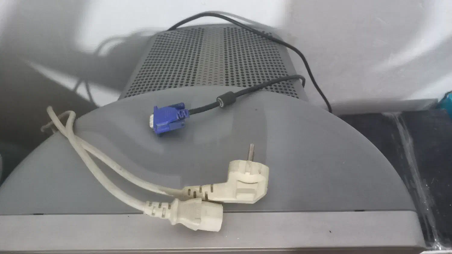 مانیتور Syncmaster MB 1793 سالم و کم کار|قطعات و لوازم جانبی رایانه|اصفهان, شهرک امام خمینی|دیوار