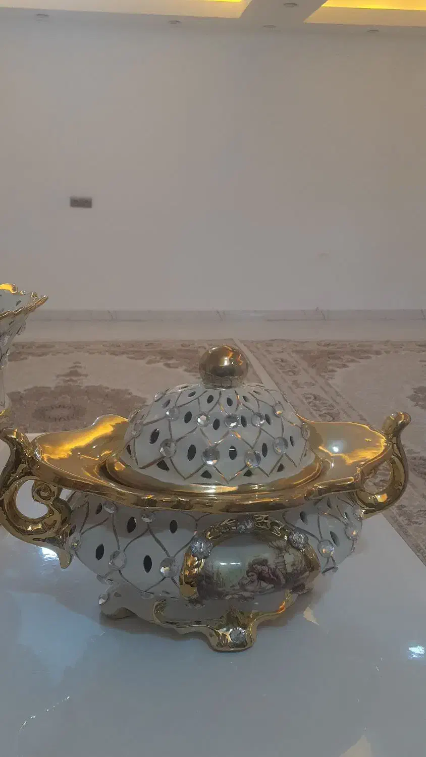 چینی انتیک|ظروف سرو و پذیرایی|قرچک, زیبا شهر|دیوار
