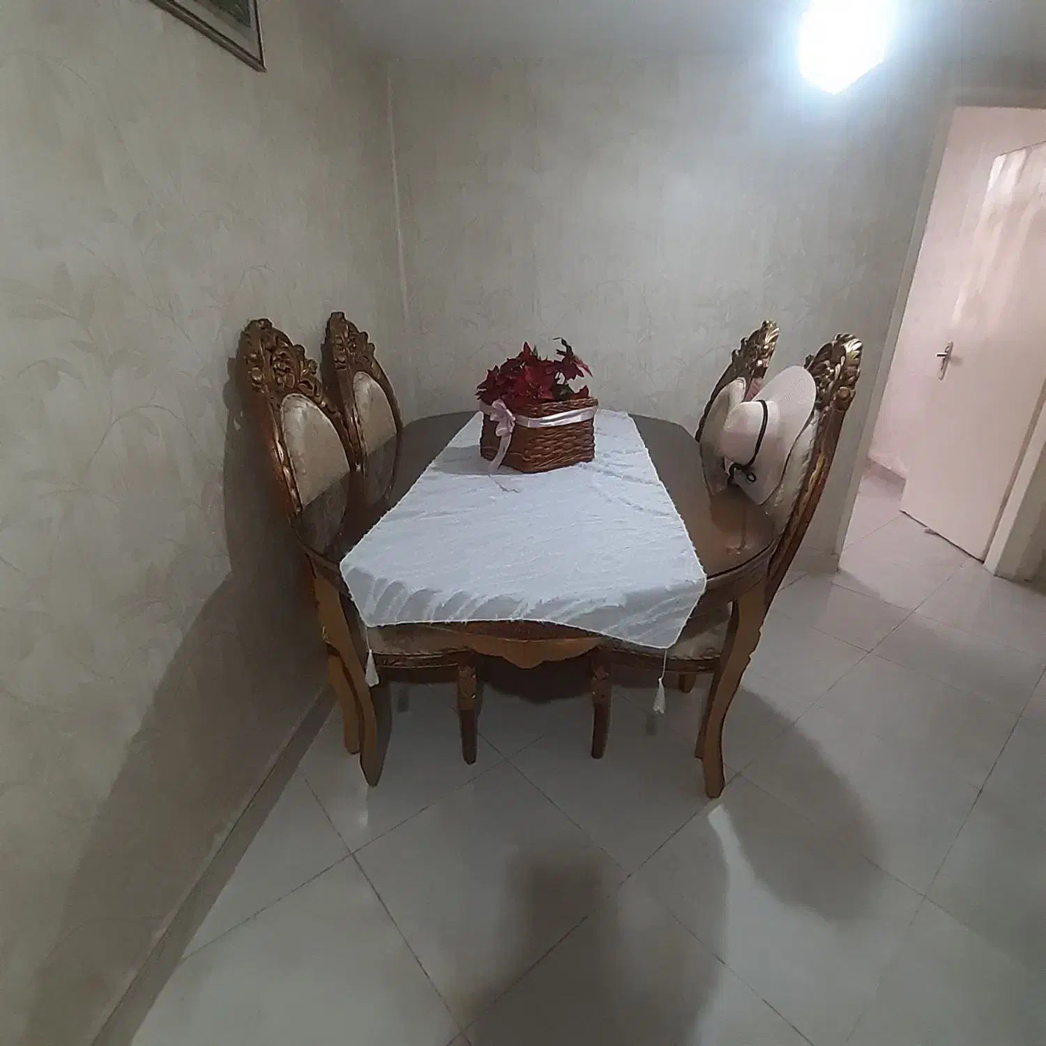 ناهارخوری و مبل ست چرم و دو عدد کاناپه|مبلمان خانگی و میز عسلی|ملارد, |دیوار