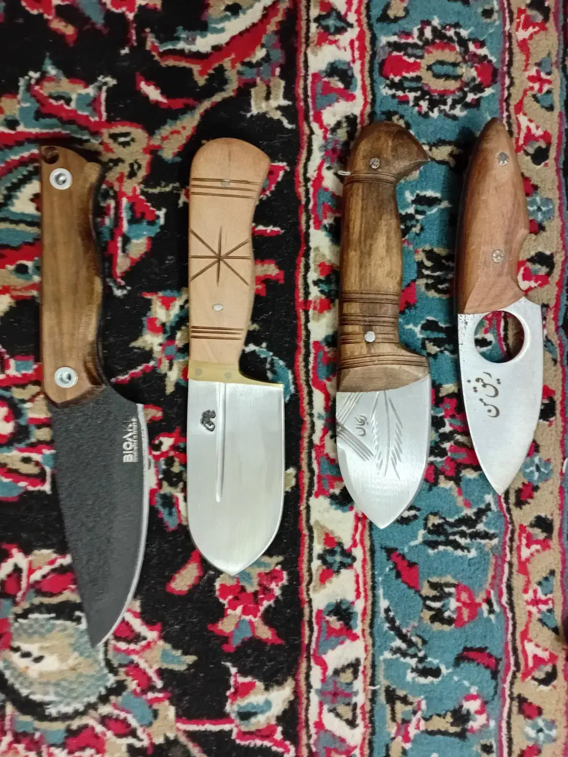 چاقو|کلکسیون اشیاء عتیقه|شاهرود, |دیوار