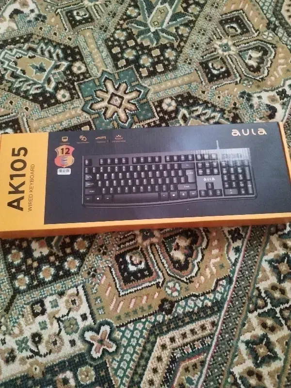 کیبورد نو باز نشده auia معاوضه هم میکنم|قطعات و لوازم جانبی رایانه|رشت, جماران|دیوار