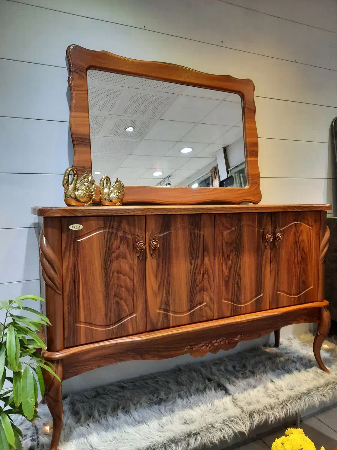 کنسول شرکتی|بوفه، ویترین، کنسول|قم, شاه ابراهیم|دیوار