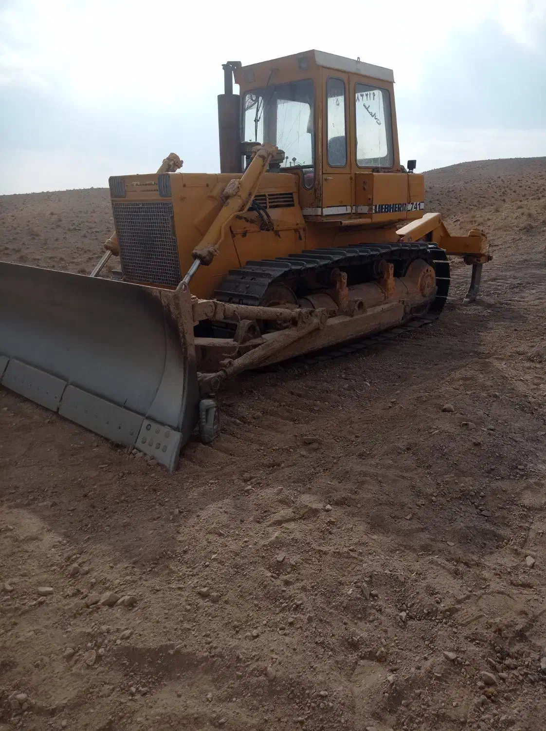 بلدوزر هپکو در حد|خودرو سنگین|صباشهر, |دیوار