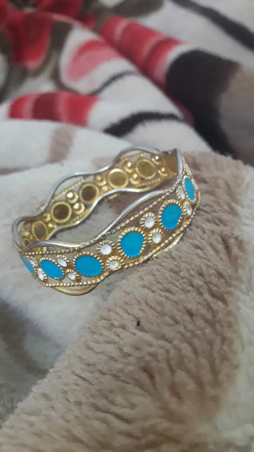 دستبند|بدلیجات|سبزوار, قصبه غربی|دیوار