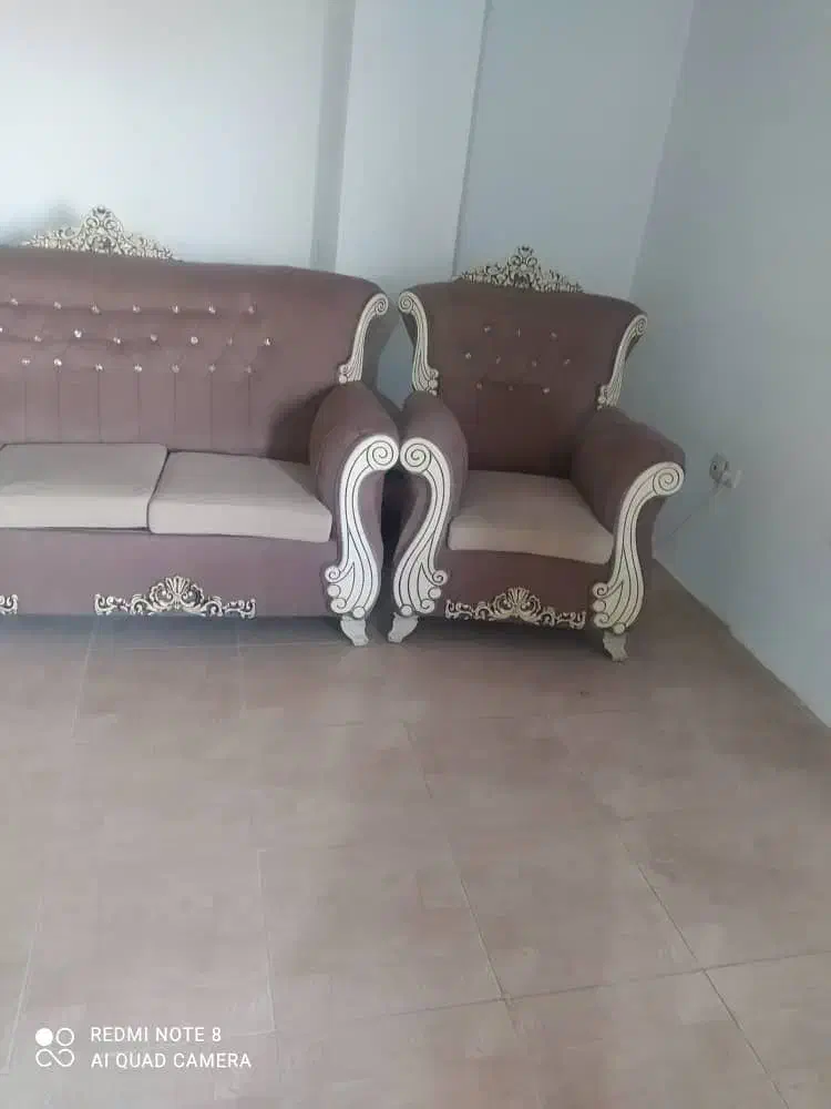 فروش فوری مبل 7نفره|مبلمان خانگی و میز عسلی|کلارآباد, |دیوار