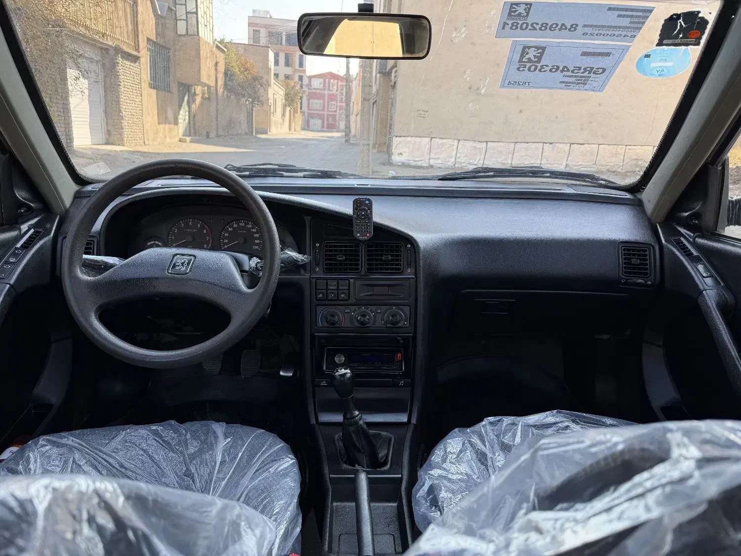 پژو روا بی رنگ(عروسک)|خودرو سواری و وانت|همدان, |دیوار