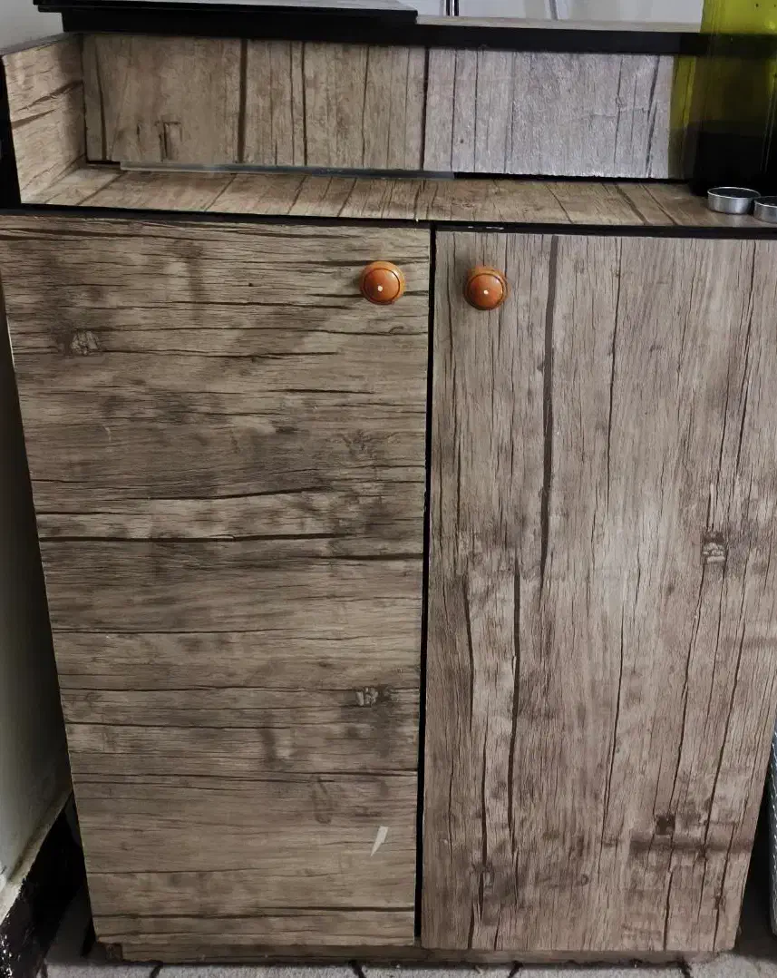 جاکفشی|جاکفشی، کمد، دراور|بندر امام خمینی, |دیوار