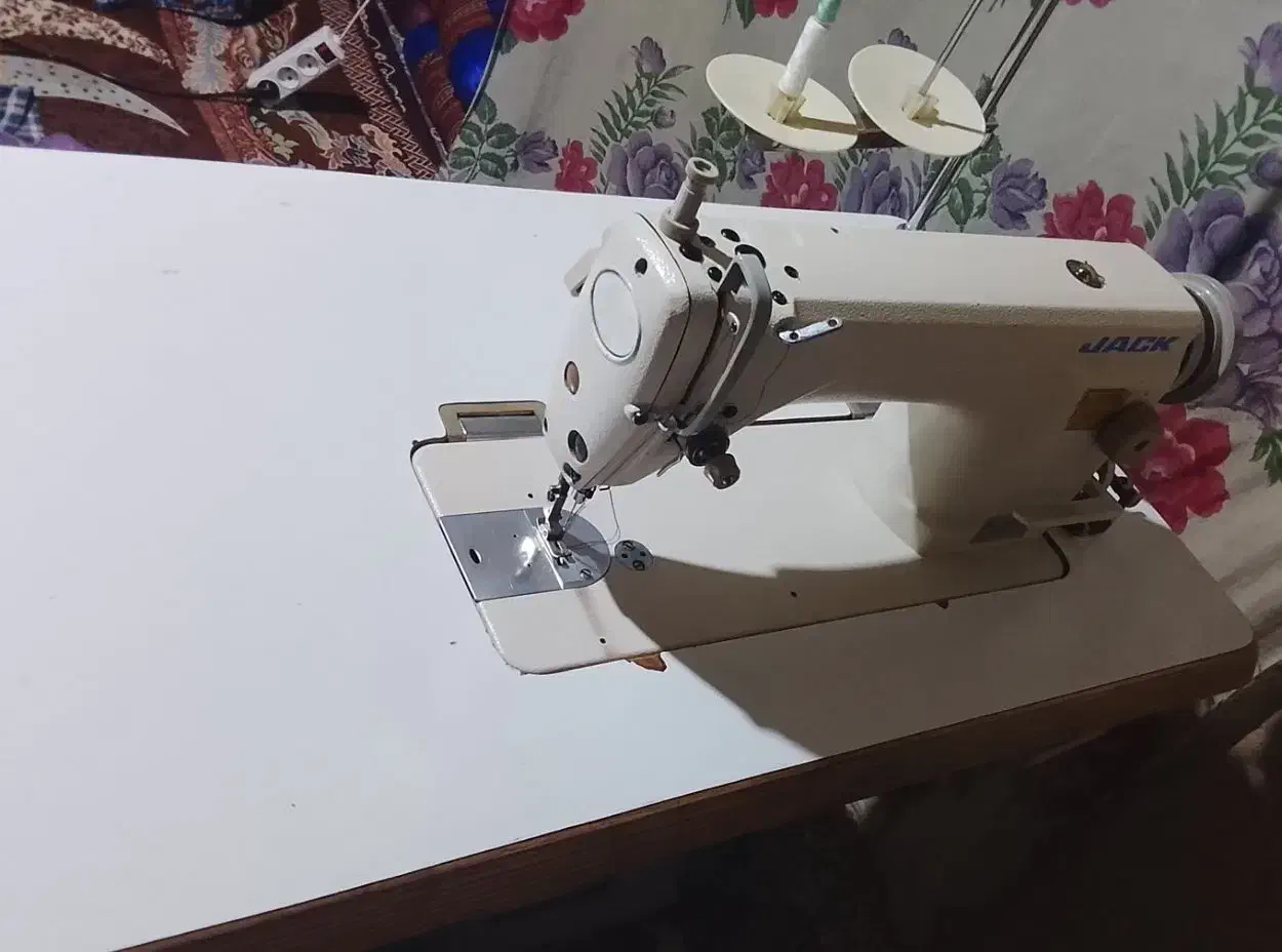 چرخ جک|چرخ خیاطی و ریسندگی|سراوان, |دیوار