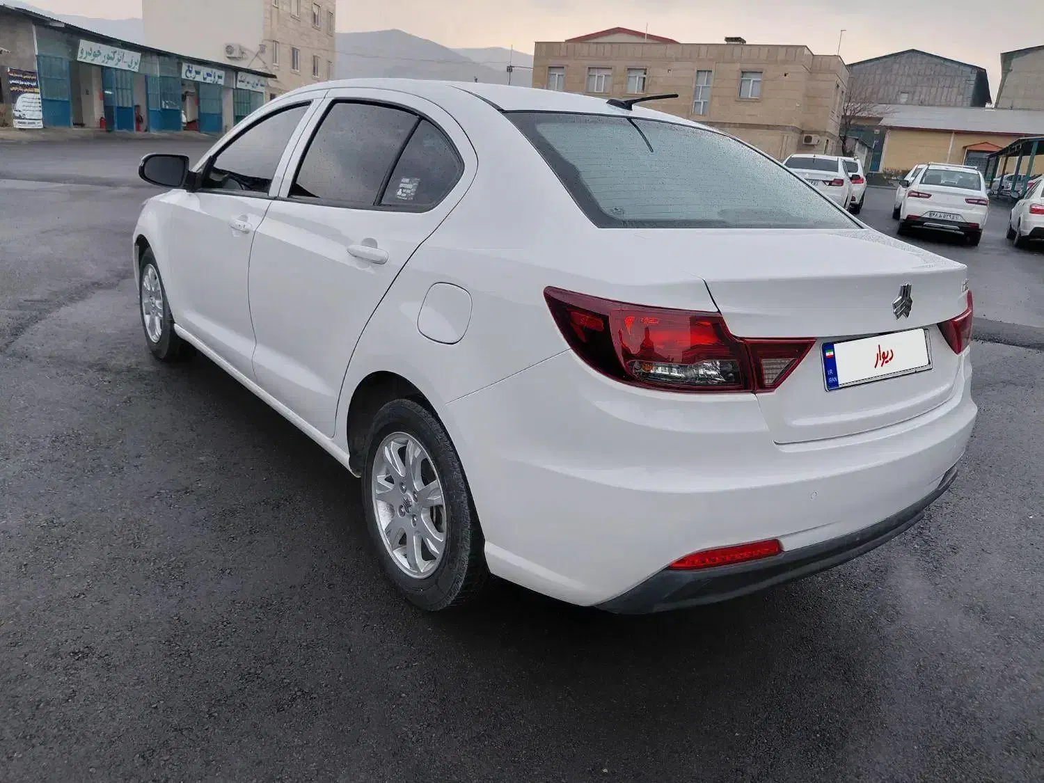 شاهین g 1401 ساندرف دار بی رنگ بی ضربه|خودرو سواری و وانت|سنندج, |دیوار