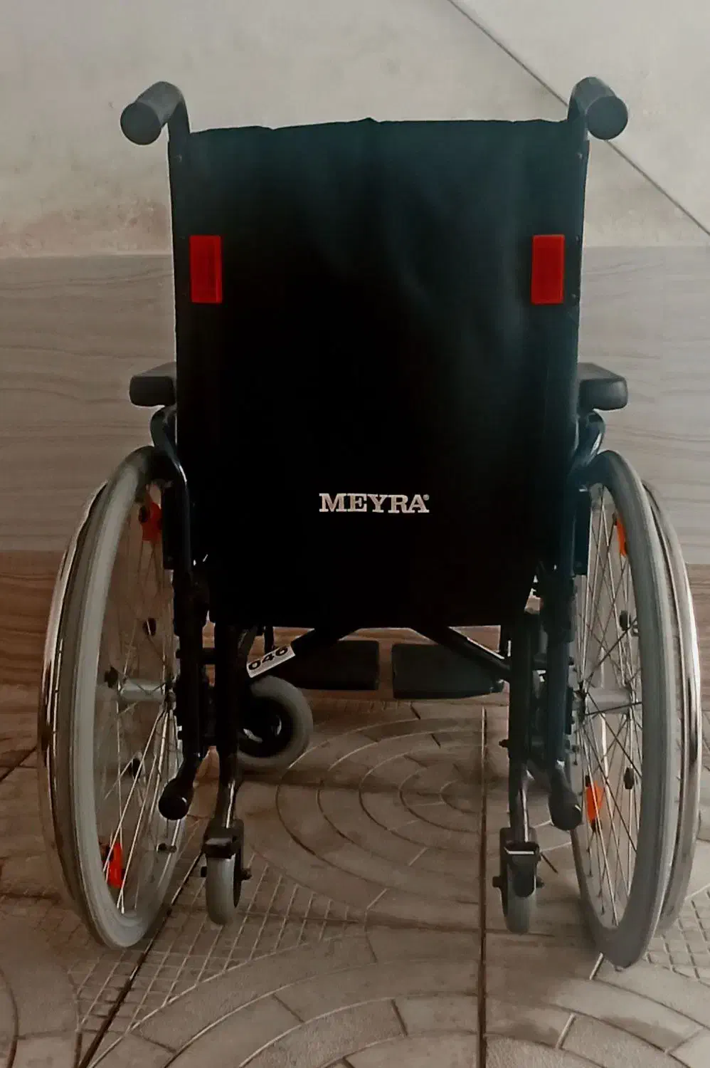 ویلچرآلمانی میرا 1850|آرایشی، بهداشتی، درمانی|ارومیه, |دیوار