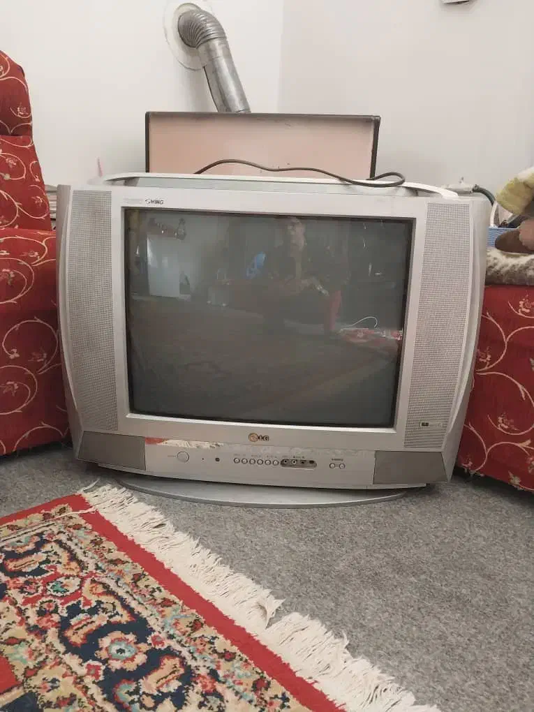 تلوزیون|تلویزیون و پروژکتور|شیراز, ویلاشهر|دیوار