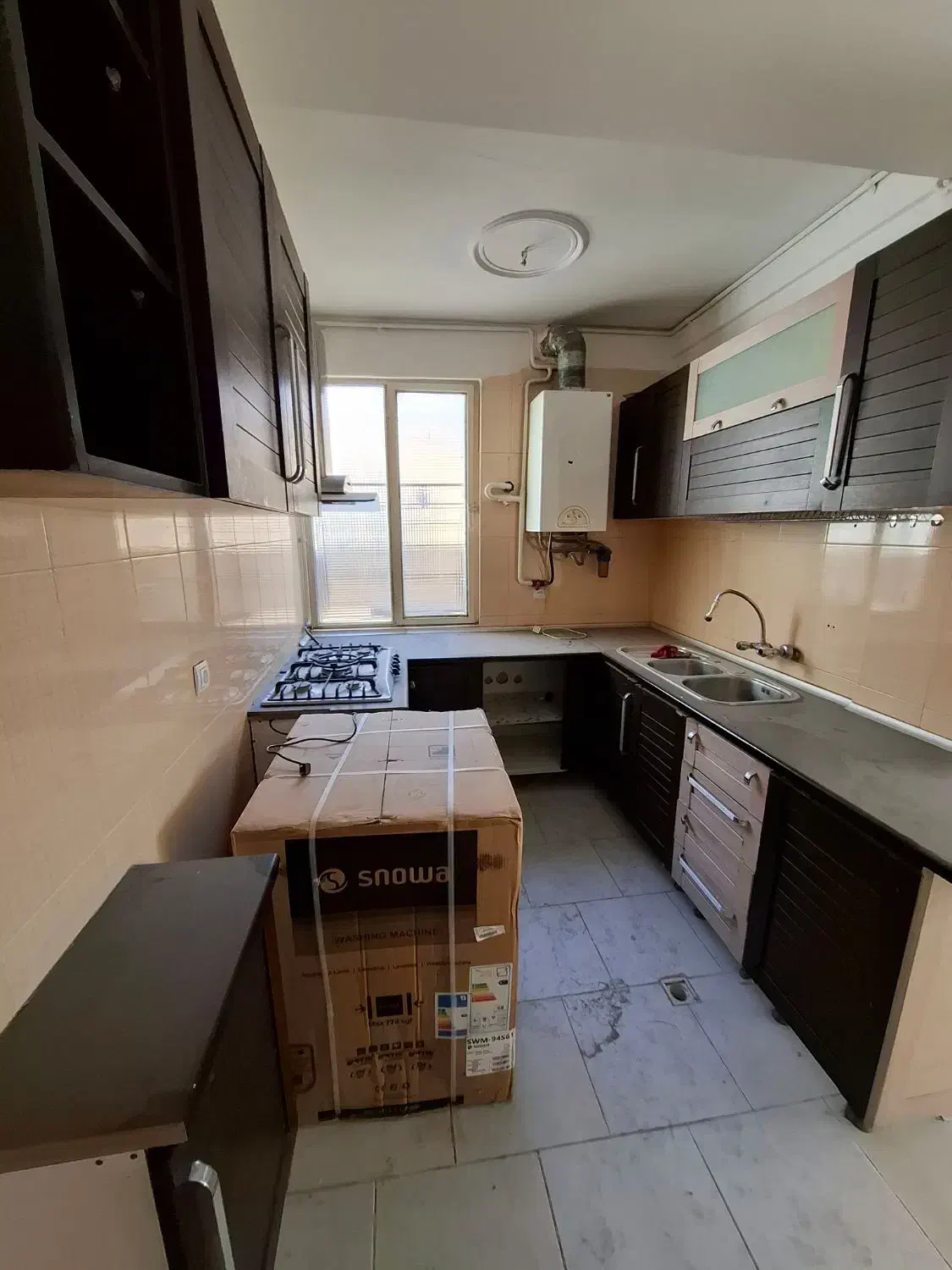 آپارتمان المهدی خیابان سرزمین عرصه تسویه|فروش آپارتمان|هشتگرد, شهرک ولیعصر (مهستان)|دیوار