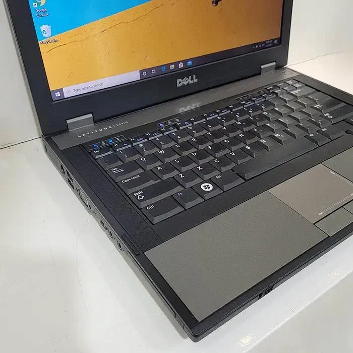 ...|رایانه همراه|تربت‌حیدریه, تپه ننه حجی|دیوار