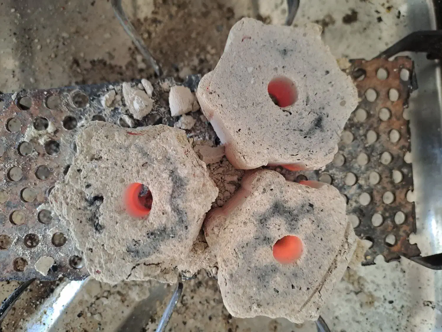 ذغال فشرده کبابی|کافی‌شاپ و رستوران|شاهدشهر, |دیوار