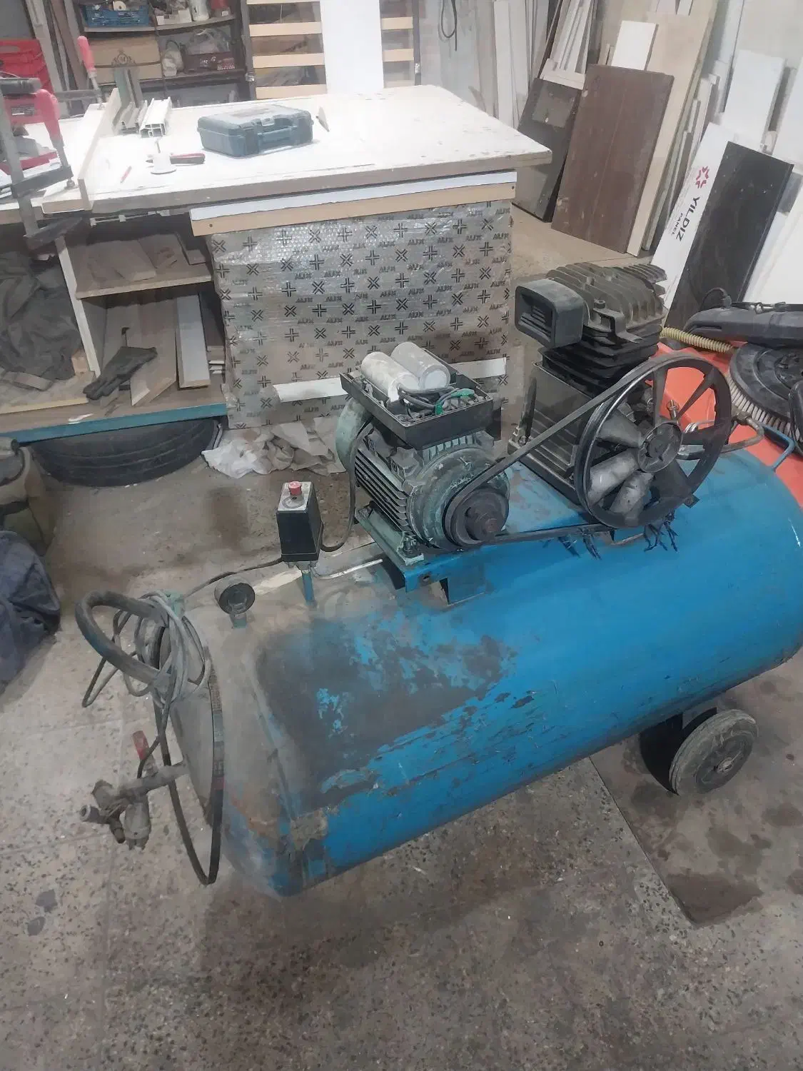 پمپ باد ۲۵۰ لیتری کارواش|ماشینآلات صنعتی|تهران, جوادیه تهرانپارس|دیوار