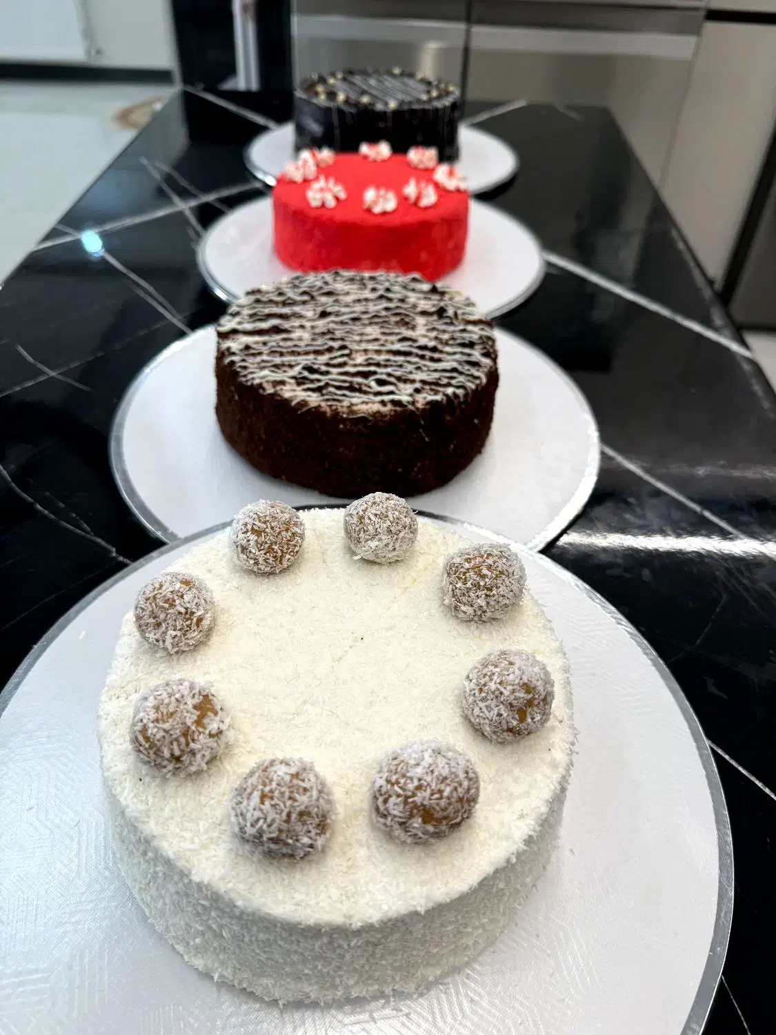 آموزش کیک های کافی شاپی وتولد|خدمات آموزشی|شیراز, شهرک والفجر|دیوار