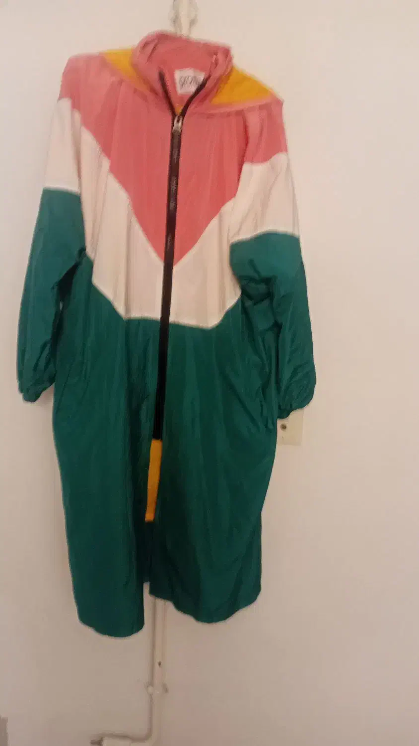 پالتوبارانیاصلوکاپشندرحدنو|لباس|سقز, |دیوار