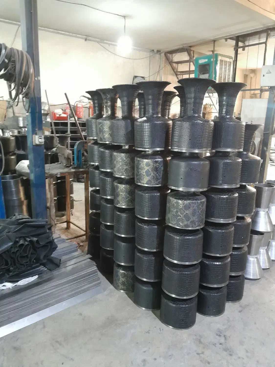 تنبک|درام و پرکاشن|چهاردانگه (تهران), |دیوار