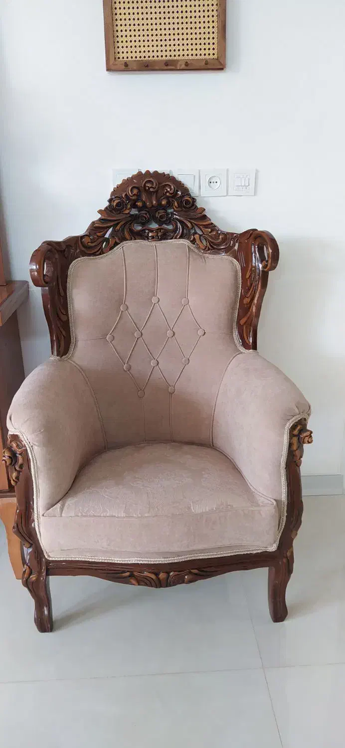 مبل 9نفره سلطنتی تمام چوب|مبلمان خانگی و میز عسلی|اسفراین, |دیوار