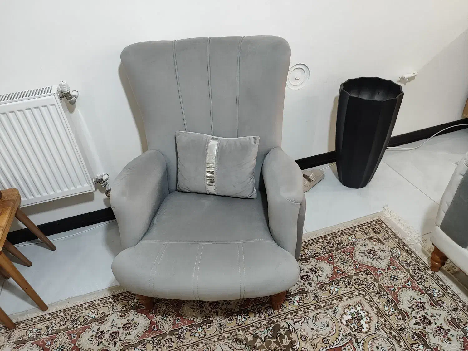 مبل مکانیزه خیلی نو چستری|مبلمان خانگی و میز عسلی|صدرا-فارس, فاز ۱|دیوار