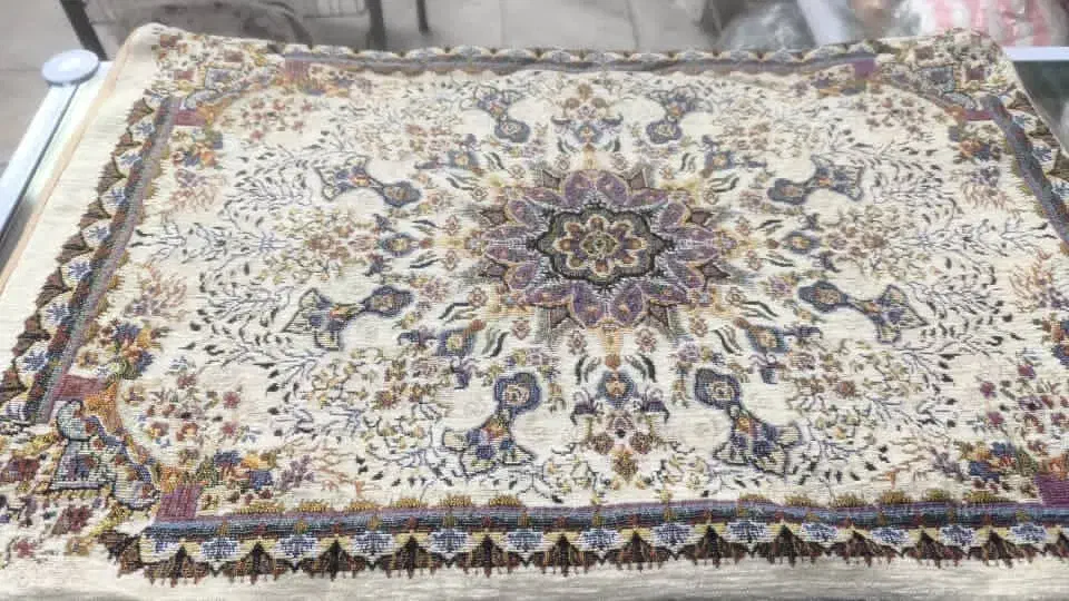 روبالشتی لوله‌ای و چهار گوش|رختخواب، بالش، پتو|قرچک, باقرآباد|دیوار