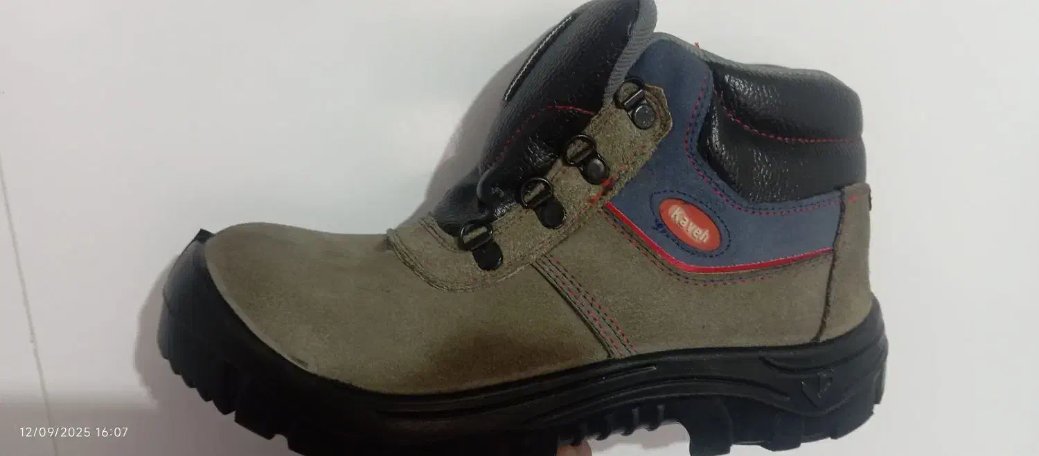 کفش کار اصلی|کیف، کفش، کمربند|خوسف, |دیوار