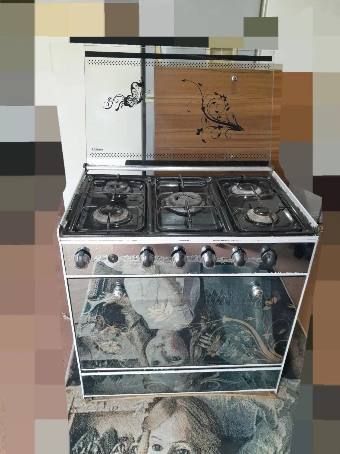 اجاق گاز پنج شعله طرح فر هرپنچ تا شعله سالم|اجاق گاز و لوازم برقی پخت‌وپز|رشت, دیانتی|دیوار