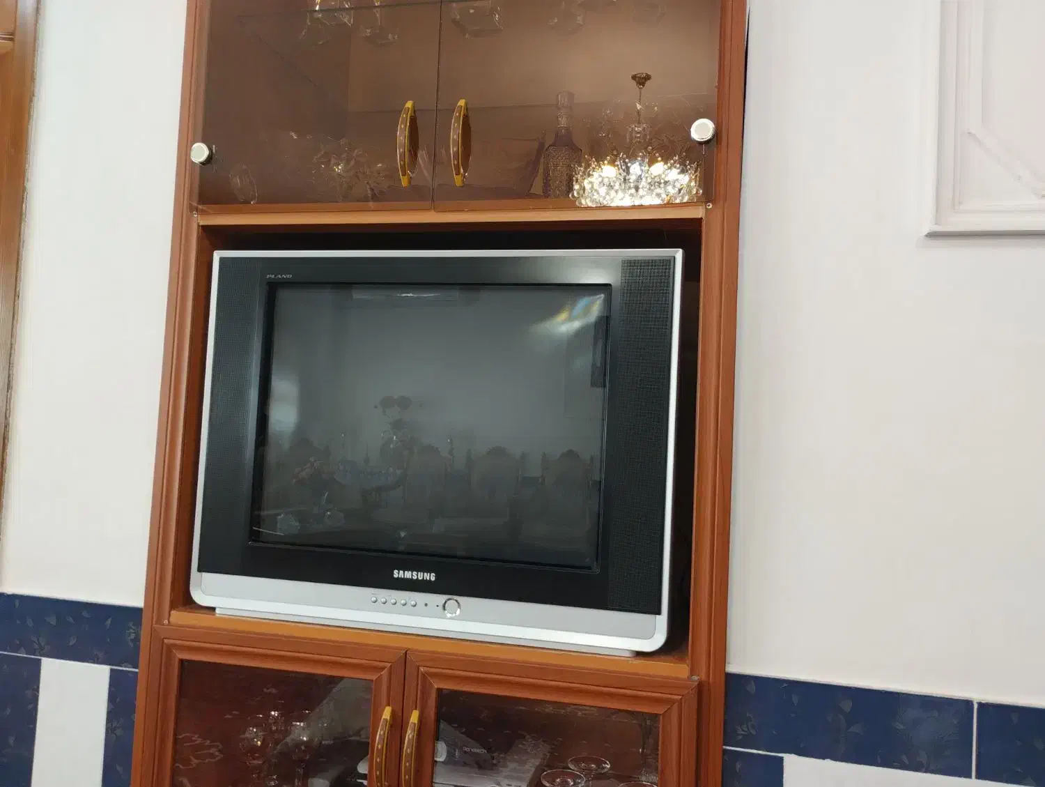 تلوزیون|تلویزیون و پروژکتور|بناب, |دیوار