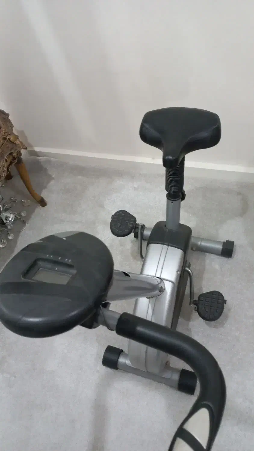 دوچرخه ثابت ورزشی|تجهیزات ورزشی|اهواز, اهواز|دیوار