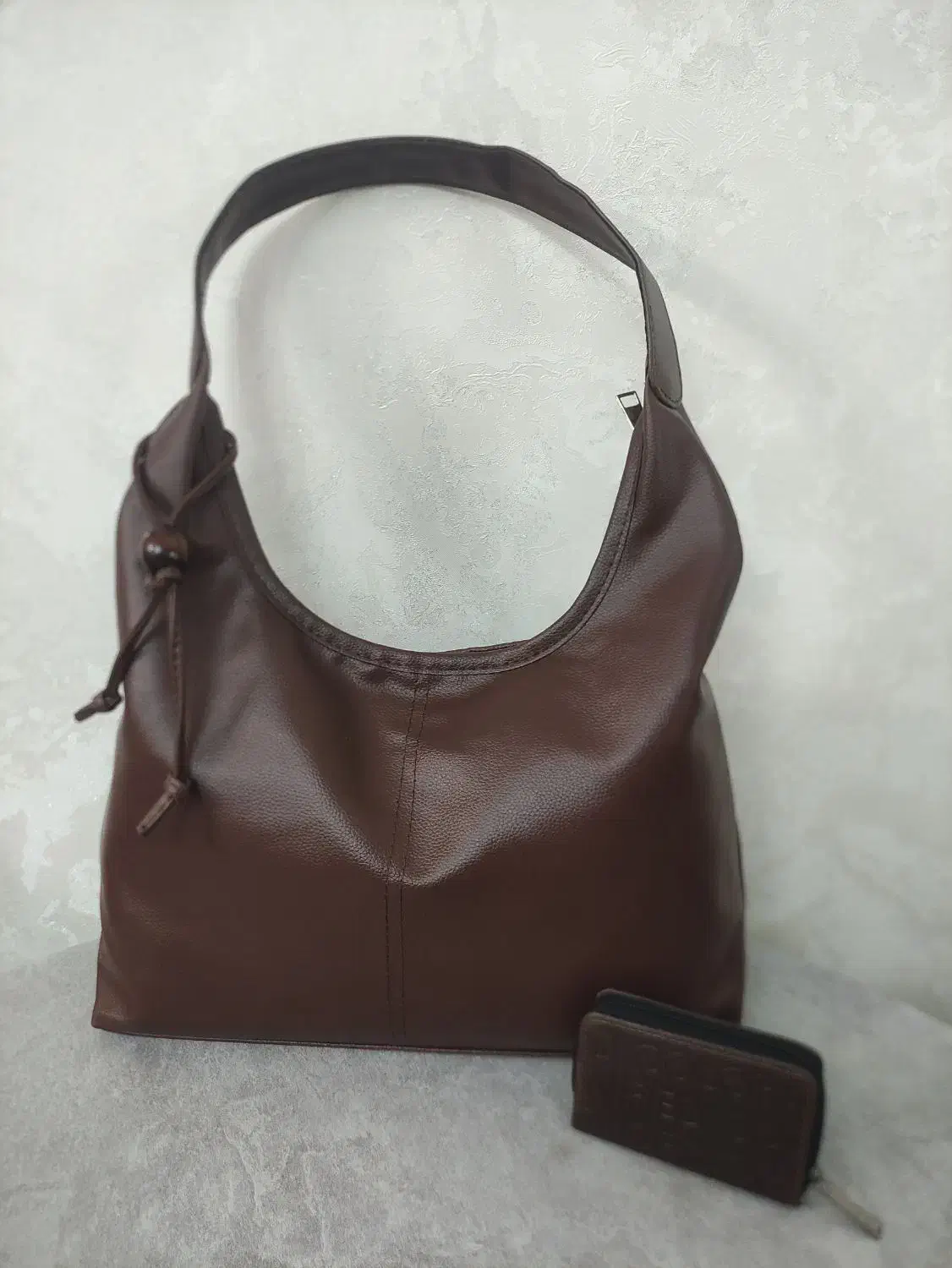 کیف منگوله چوبی|کیف، کفش، کمربند|قدس, شهر‌قدس|دیوار