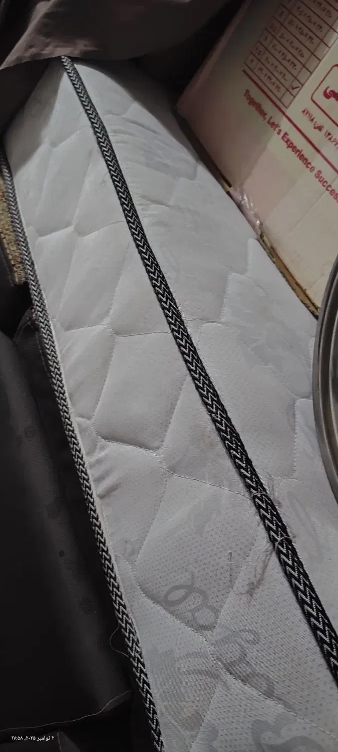 تشک خواب|تشک تختخواب|مشکین‌دشت, |دیوار