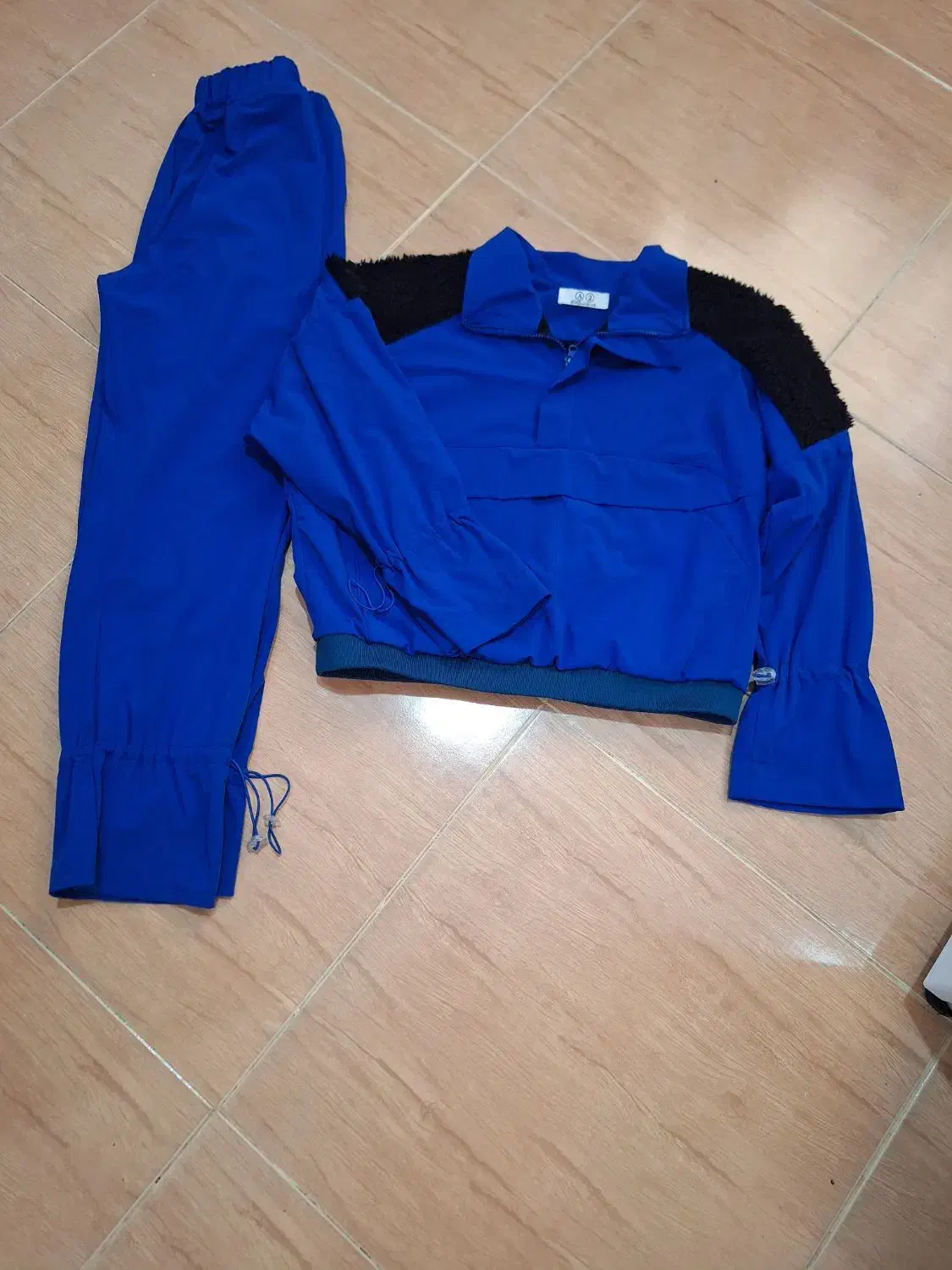 کاپشن داخل پشم شیشه ۷۰۰ هزار فقط آنلاین|لباس|رشت, معلم|دیوار