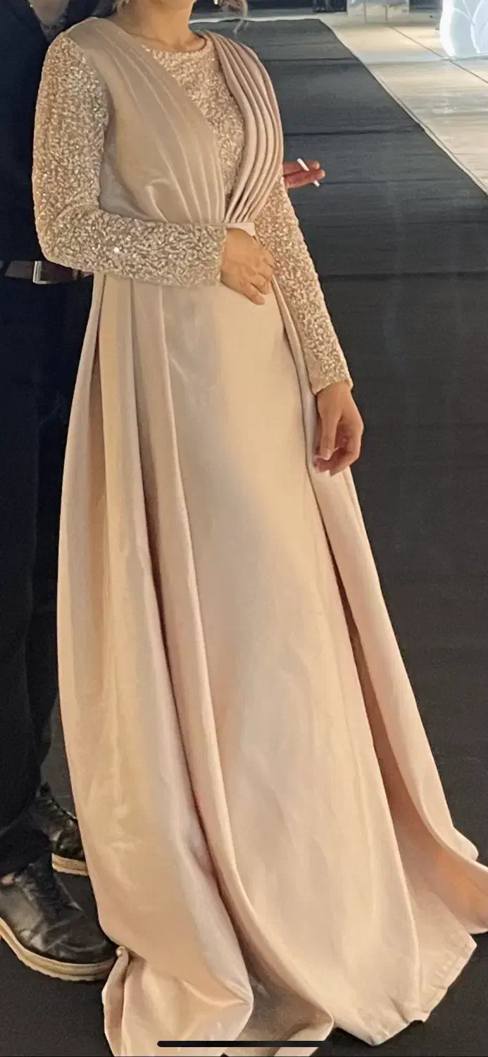 لباس مجلسی|لباس|کرج, اتحاد|دیوار