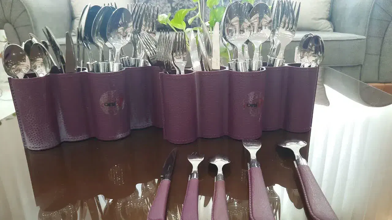 سرویس 60 تایی قاشق چنگال نو برندonix دسته چرمی|ظروف سرو و پذیرایی|رشت, استقامت ۱|دیوار