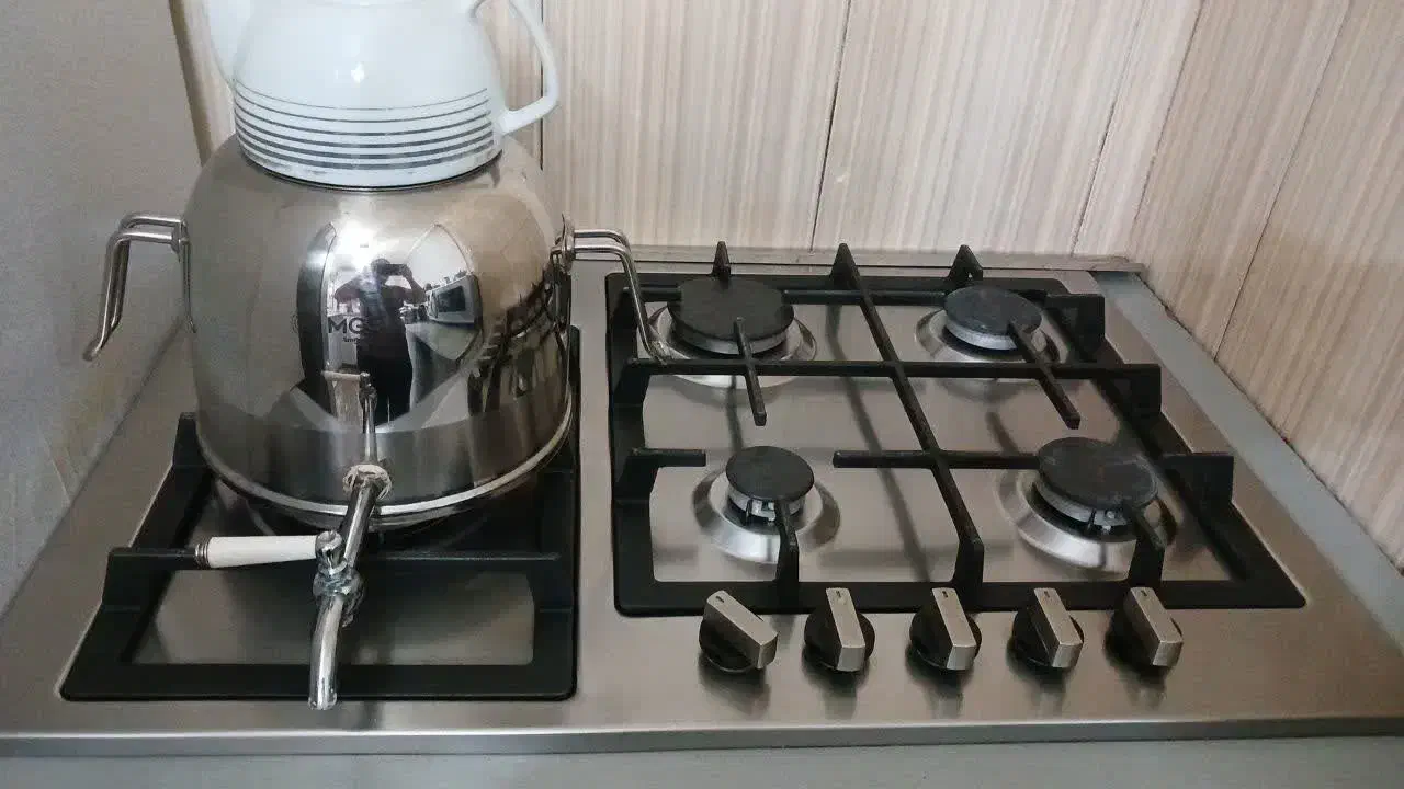 کابنت|آب‌چکان و نظم‌دهنده ظروف|ساروق, |دیوار