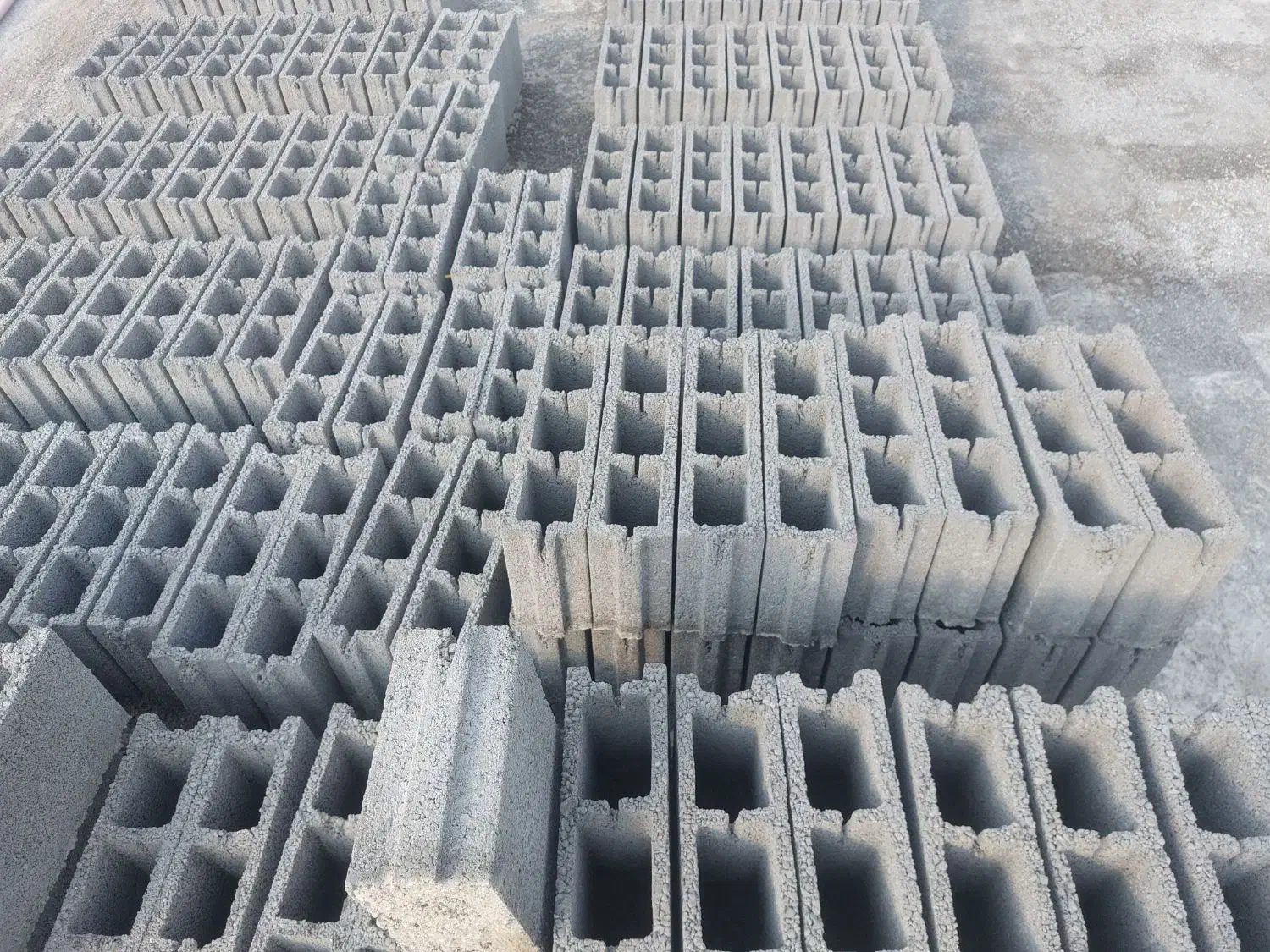 انواع بلوکه سیمانی تیغه و باغی آسیابان|عمدهفروشی|مشهد, چهاربرج|دیوار