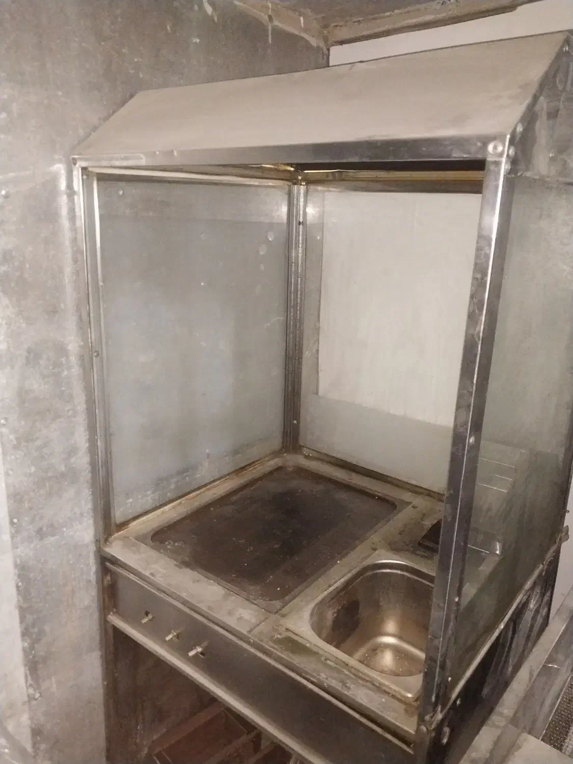 فر فلافل سه کاره مسقف هود دار دور شیشه|کافیشاپ و رستوران|قم, حاج زینل|دیوار