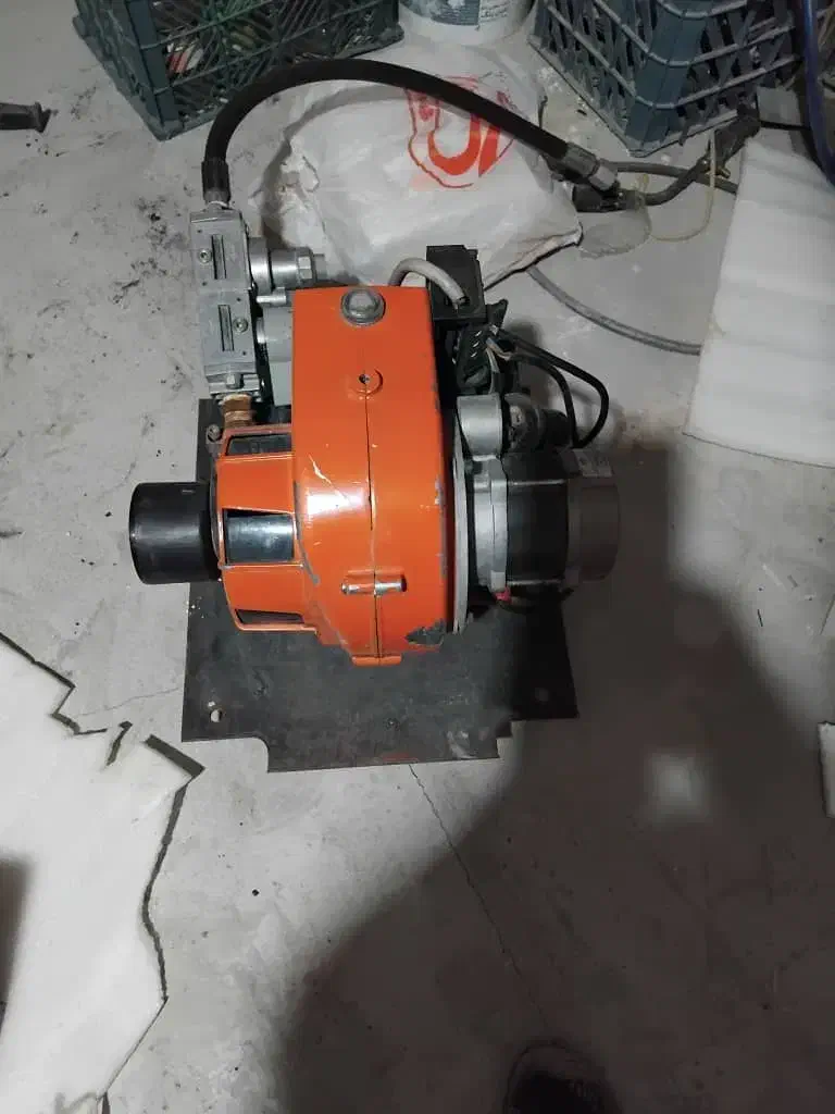 مشعل گلخانه گازی با تابلو برق|ماشین‌آلات صنعتی|نجف‌آباد, گلدشت|دیوار