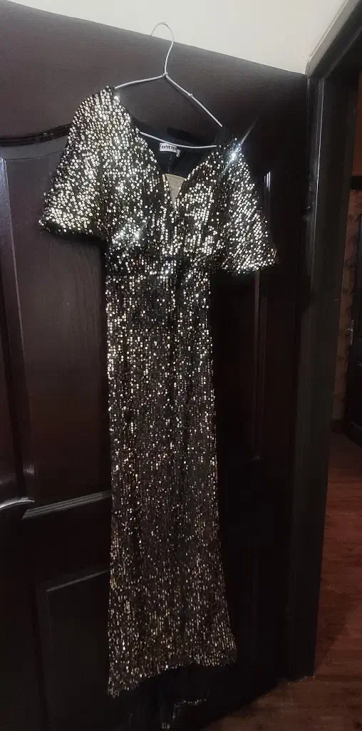 لباس مجلسی مخمل پولکی|لباس|رشت, کوی غلام نیا|دیوار