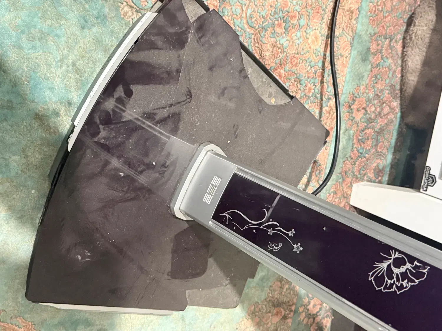 پنکه ایستاده ویداس|پنکه و تصفیه‌کنندهٔ هوا|اهواز, زیباشهر|دیوار