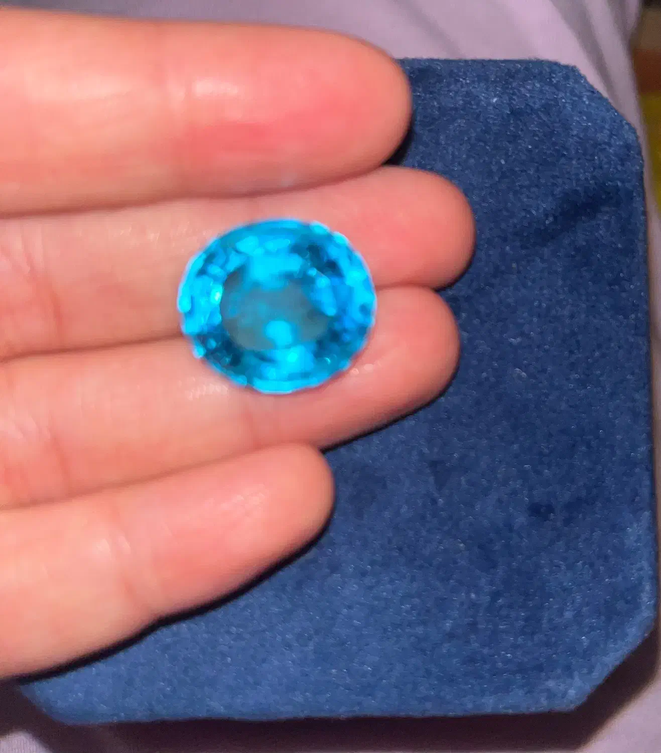 سنگ توپاز سوییسی اصل و قدیمی|جواهرات|تهران, هلال احمر|دیوار