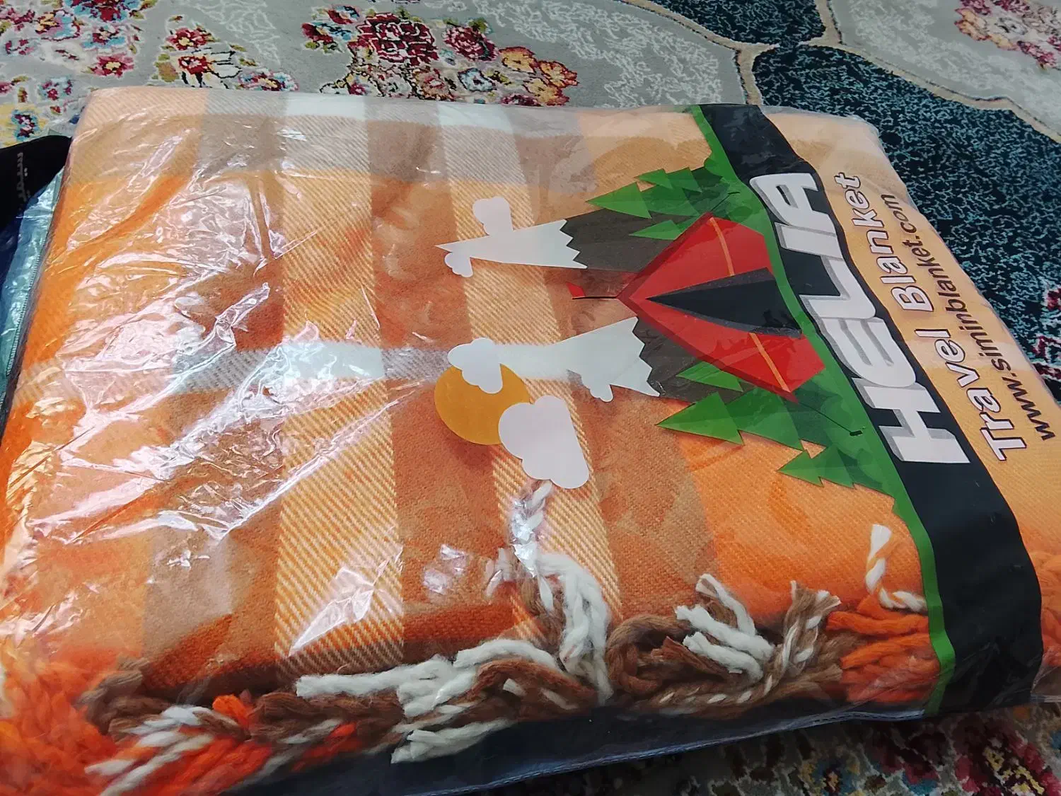 پتو مسافرتی|رختخواب، بالش، پتو|گلستان (تهران), |دیوار