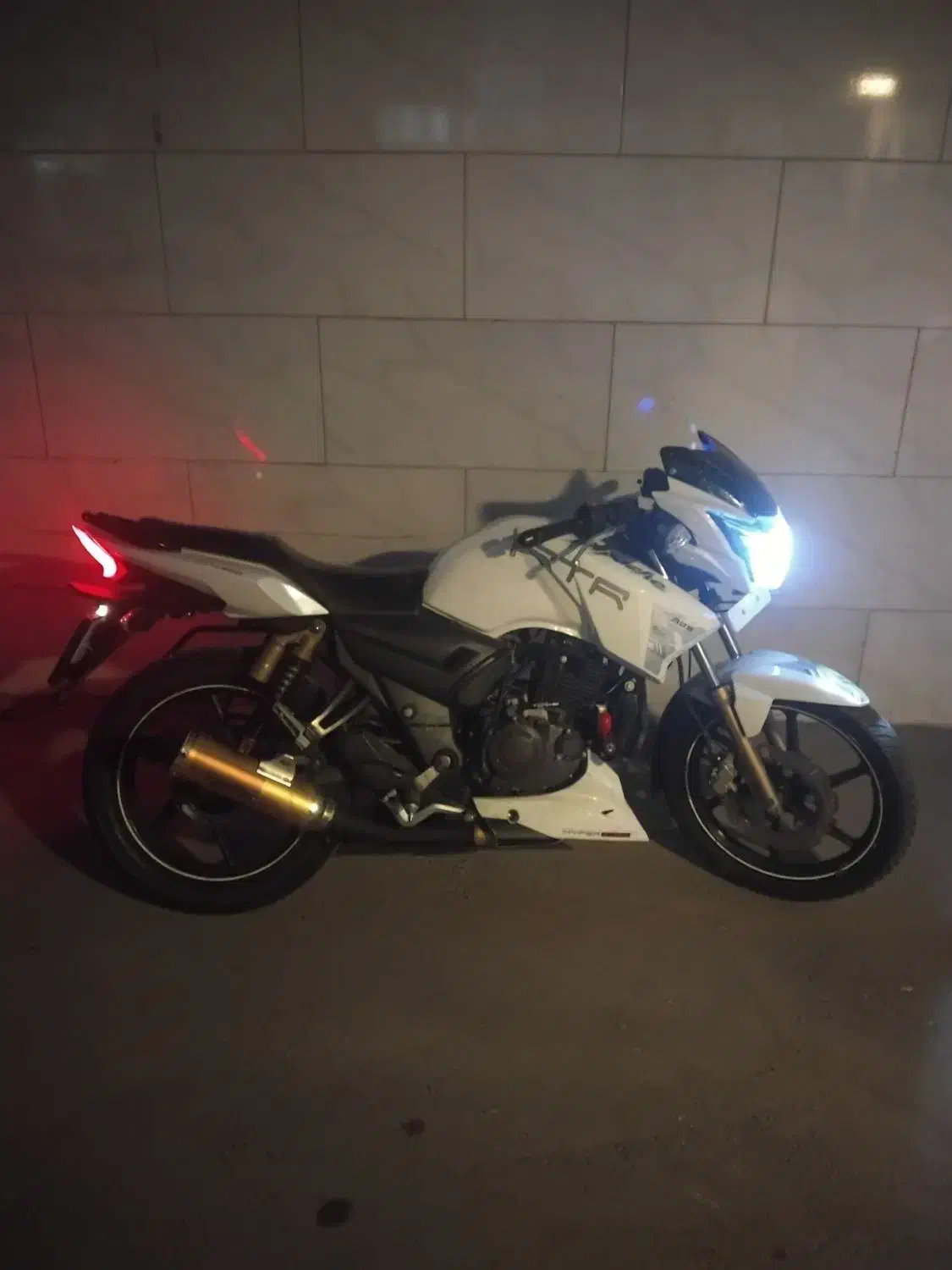 آپاچی 180 مدل ۹۳|موتورسیکلت|نسیمشهر, |دیوار